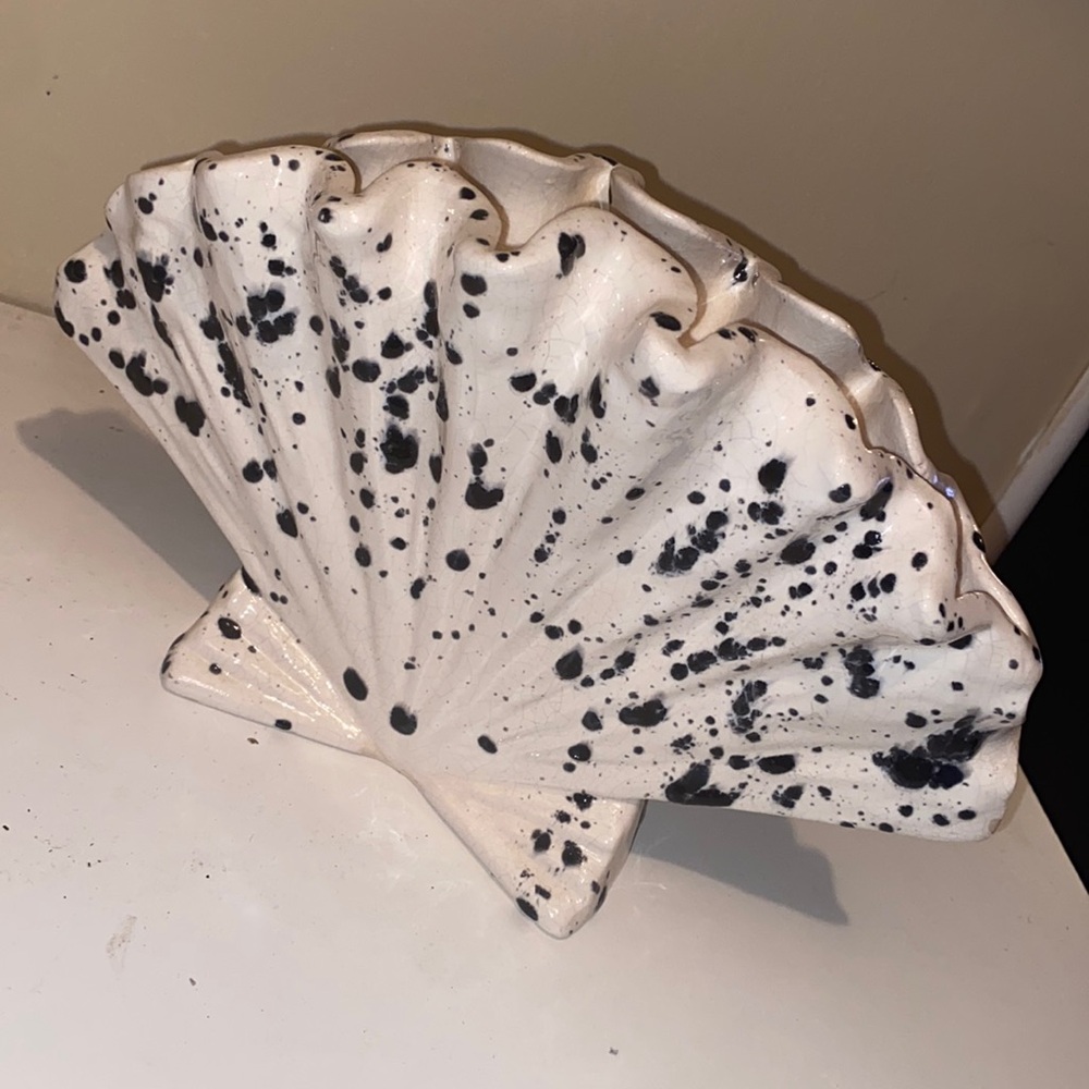 Vintage Ceramic Seashell Shaped Vase
